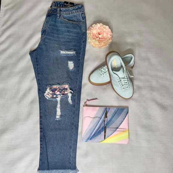 Fashion Nova Under the Sea Boyfriend Jean - Picture 2 of 9